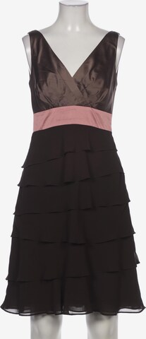 Mariposa Dress in S in Brown: front