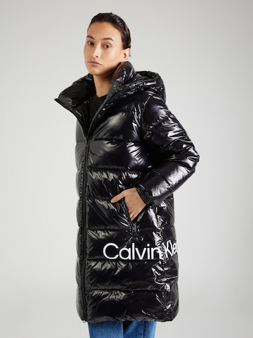 Calvin Klein Jeans Zimní kabát – černá: přední strana