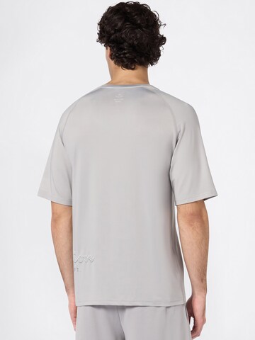 Champion Authentic Athletic Apparel Функционална тениска в сиво
