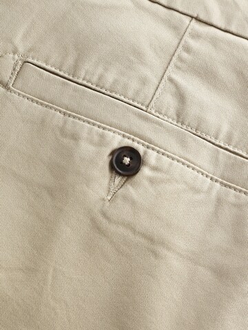 Next Slimfit Chinobyxa i beige
