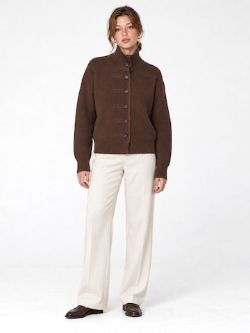 Cardigan 'Strickjacken' Dilvin en marron