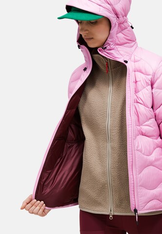 PEAK PERFORMANCE Between-season jacket in Pink