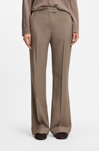BOSS Flared Hose 'Gabardine ' in Braun: Vorderseite