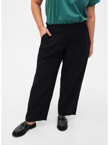 Zizzi - Loosefit Pantalón en negro: frente