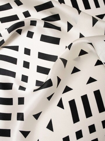 MayTree - Chal 'Seidentuch Domino' en blanco