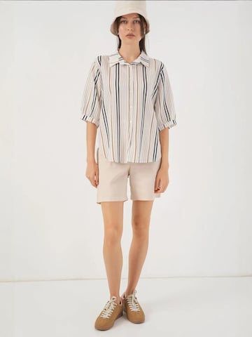 Bigdart - Blusa em bege: frente