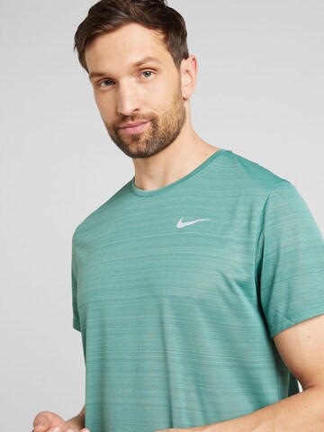 NIKE Funkční tričko 'Miler' – zelená