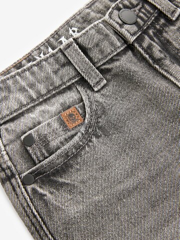 Next Regular Jeans in Grau