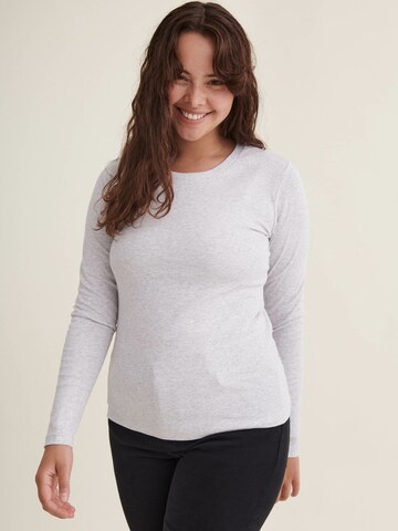 T-shirt 'Ludmilla' basic apparel en gris : devant