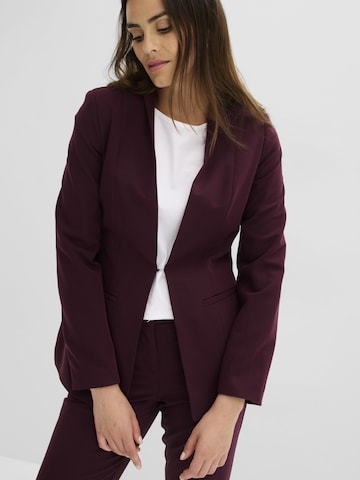 bonprix - Traje de pantalón en rojo