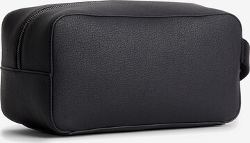 Calvin Klein Toiletry bag in Black