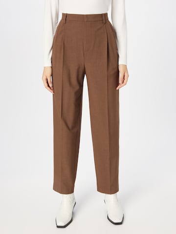 Lindex Regular Pleat-Front Pants 'Tyra' in Brown: front
