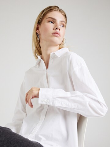 Chemisier 'Poplin' ESPRIT en blanc