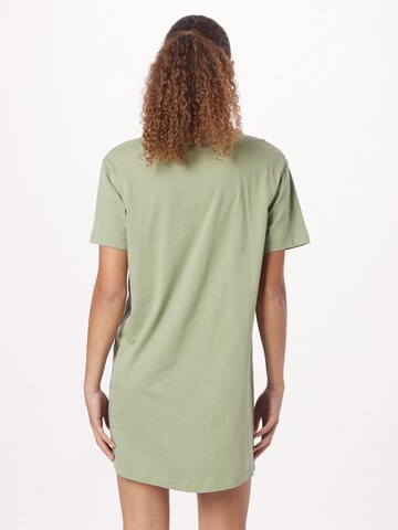 Nike Sportswear - Vestido 'Essential' em verde