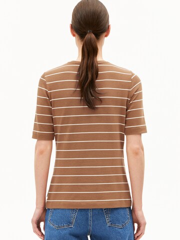 T-shirt 'Jaanisara' ARMEDANGELS en marron