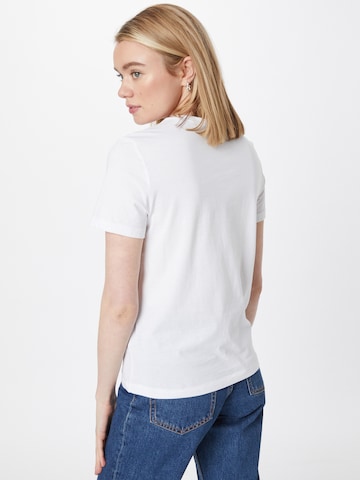 balta ONLY Marškinėliai 'KITA'