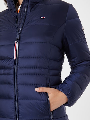 Veste mi-saison Tommy Jeans en bleu