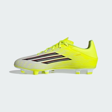 ADIDAS PERFORMANCE Jalkapallokengät 'F50 Club' värissä keltainen