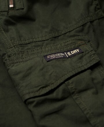 Wide Leg Pantalon cargo Superdry en vert