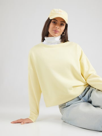 PIECES Sweatshirt 'PCCHILLI' in Gelb: Vorderseite