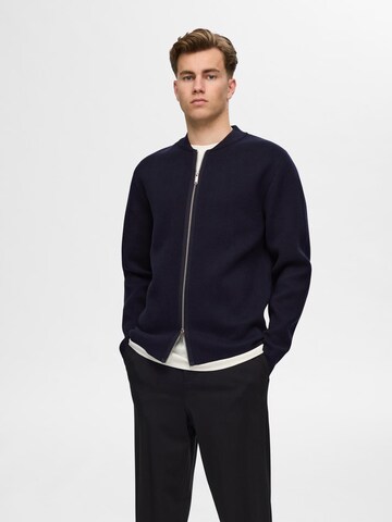 SELECTED Knit Cardigan 'Mike' in Blue: front