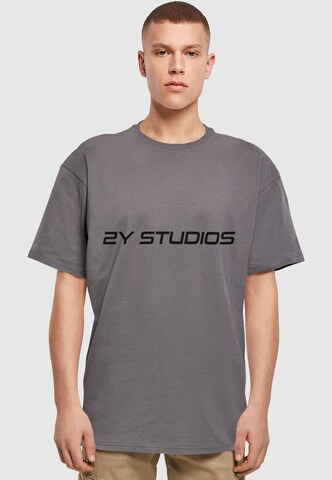 2Y Premium Shirt in Grey: front