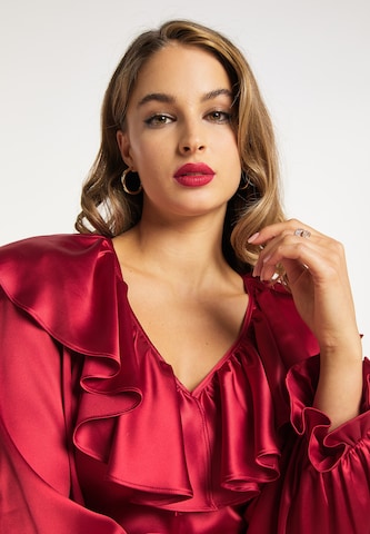 Robe de cocktail faina en rouge