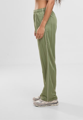 regular Pantaloni di Karl Kani in verde