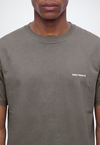 pelēks NORSE PROJECTS T-Krekls 'Dyrehaven'