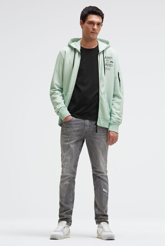 CAMP DAVID Zip-Up Hoodie in Green