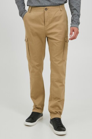 11 Project Regular Cargo Pants in Beige: front