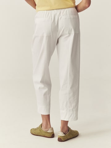 Loosefit Pantaloni 'Serdi 2' di TATUUM in bianco
