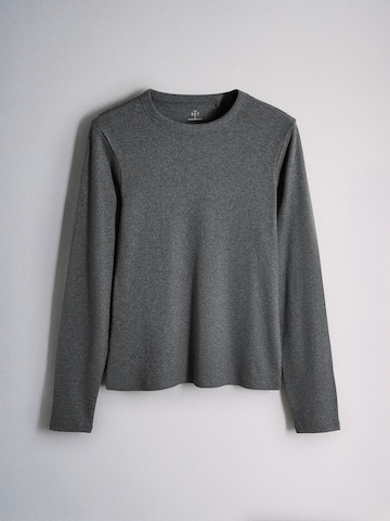The Set Shirt in Grey