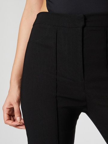 RÆRE by Lorena Rae - Slimfit Pantalón 'Lilli' en negro