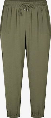 Zizzi - Tapered Calças cargo 'CAJOY' em verde: frente