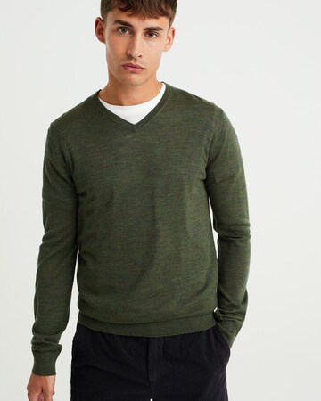 WE Fashion Пуловер в зелено: отпред