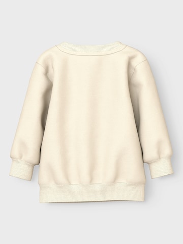 NAME IT Collegepaita 'Vrillie' värissä beige