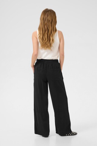Loosefit Pantalon 'Navi Clarina' CULTURE en noir