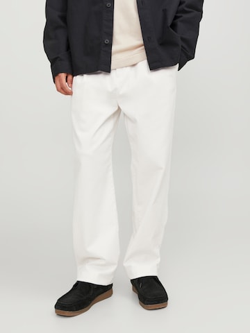 Loosefit Pantaloni con pieghe 'KARL LAWRENCE' di JACK & JONES in bianco: frontale