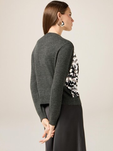 oltre Sweater in Grey