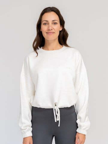 LOTUSCRAFTS Athletic Sweatshirt 'NIA' in White: front
