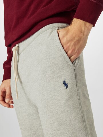 Polo Ralph Lauren Конический (Tapered) Штаны в Серый