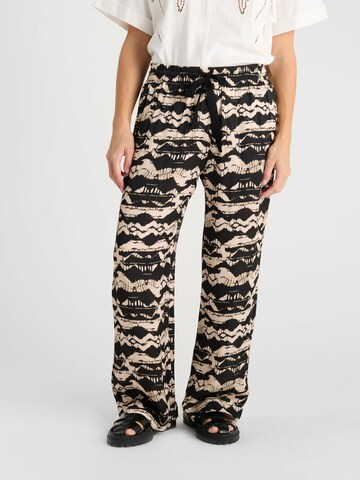 Le Temps Des Cerises Loosefit Broek 'Lomy' in Zwart: voorkant