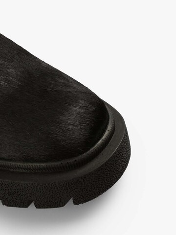 Botine de la Scalpers pe negru