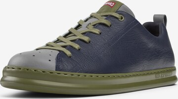 Baskets basses 'Runner Four' CAMPER en bleu : devant