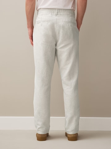 Coupe slim Pantalon chino Next en gris
