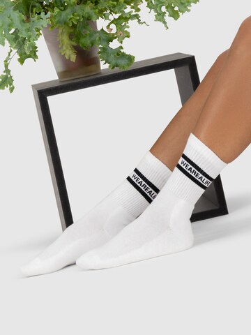 Calzino 'HenjaAK' di alife & kickin in bianco