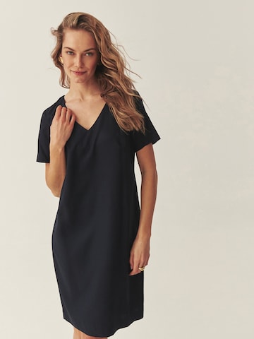 TATUUM Платье в Синий: спереди