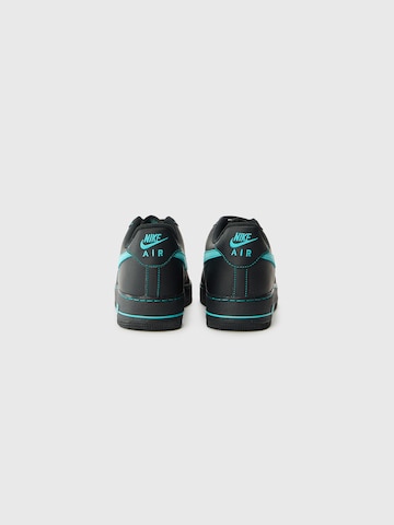 Nike Sportswear Trampki niskie 'AIR FORCE 1 '07 LV8' w kolorze czarny