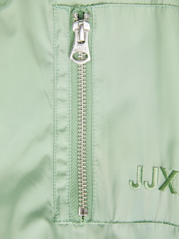 JJXX Between-Season Jacket 'Ample' in Green